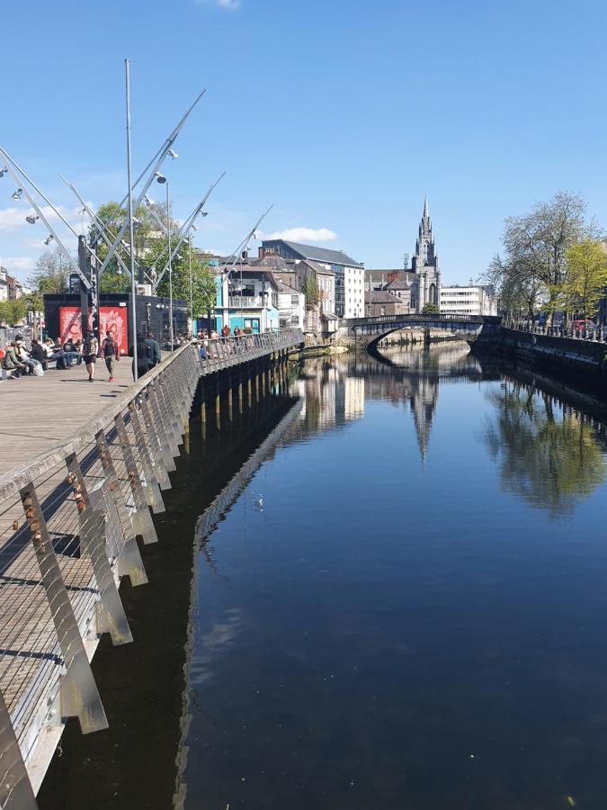 River View Apartment Suite Cork Eksteriør billede